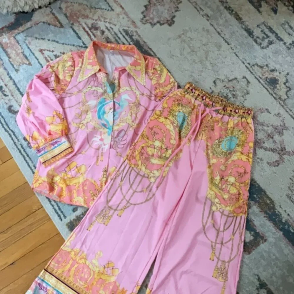 Vibrant Pink and Gold Patterned Roschic Matching Set - Picture 4 of 9